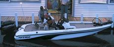 Nitro 882 NX DC 2004 Boat specs