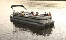 Premier Boats 270 Boundary Waters 2004 Boat specs