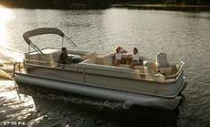 Premier Boats 270 Escapade 2004 Boat specs