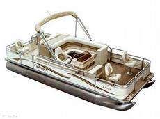 Smoker Craft Infinity A-8522 F 2004 Boat specs