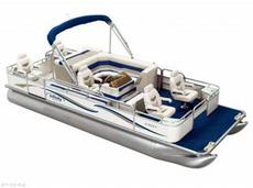 Smoker Craft Infinity A-8524 F 2004 Boat specs