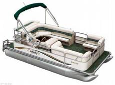 Smoker Craft Infinity M-818 CR Sundeck 2004 Boat specs