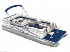 Smoker Craft Infinity M-824 F 2004 Boat specs