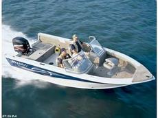 Sylvan 1900 Adventurer DC 2004 Boat specs