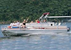 Voyager Marine VEXP25FC Express Fish & Cruise 2004 boat specs