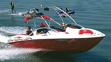 Yamaha AR210 2004 Boat specs