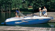 Yamaha LX210 2004 Boat specs