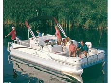 Bennington 207 Si 2005 Boat specs