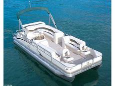 Bennington 225 FS   2005 Boat specs