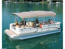 Bennington 2250 LE 2005 Boat specs