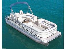 Bennington 2250 RSi 2005 Boat specs