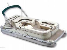 Bennington 227 L 2005 Boat specs