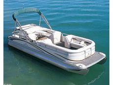 Bennington 2575 RL 2005 Boat specs