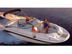 Bryant 236 Deck Boat 2005 Boat specs