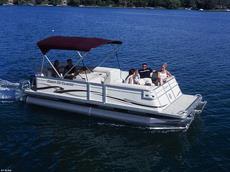 Crest Crest III Classic 25 2005 Boat specs