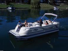 Crest Savannah 25 2005 Boat specs