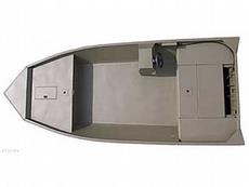 Crestliner C 1860 VS 2005 Boat specs