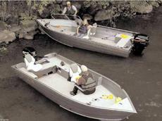 Crestliner Canadian 16 Tiller 2005 Boat specs