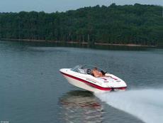 Ebbtide 180 Bow Rider    2005 Boat specs