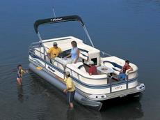 Fisher Freedom 220 DLX 2005 Boat specs