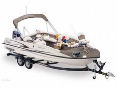 Lowe TH224 2005 Boat specs