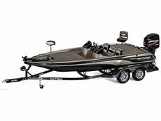 Nitro 929 CDX DC 2005 Boat specs