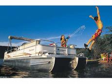 PlayCraft Clipper 2000 OB 2005 Boat specs