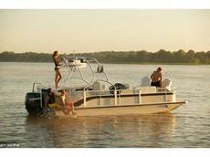 Premier Boats Sport Dek FS 250 2005 Boat specs