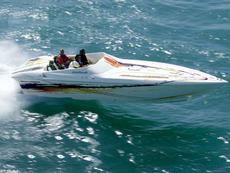 Sunsation 32 Innovator 2005 Boat specs