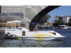 Advantage 26 Party Cat LX 2006 Boat specs