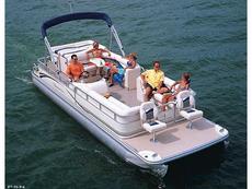 Bennington 2575 GE 2006 Boat specs