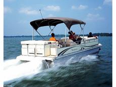 Bennington 2575 RFSIO 2006 Boat specs