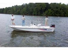Blue Wave 220 Xtreme  2006 Boat specs