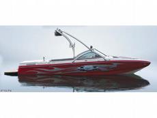 Centurion Lightning C4 2006 Boat specs