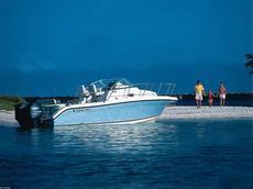 Century Boats 2600 Walk Around 2006 Boat specs