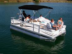 Crest Pro Angler 20 2006 Boat specs
