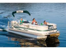 Fisher Freedom 221 DLX  2006 Boat specs