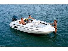 Hurricane Boats FunDeck GS 172 O/B 2006 Boat specs