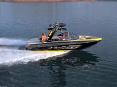 Malibu Wakesetter VLX  2006 Boat specs