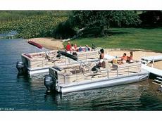 Parti Kraft Admiral PKA240 LE  2006 Boat specs