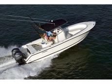 Pursuit 2570 Center Console 2006 Boat specs