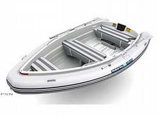 Walker Bay 340ST/STH 2006 Boat specs