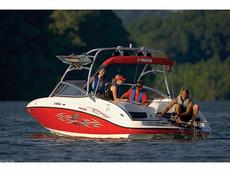 Yamaha AR210 2006 Boat specs