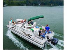 Avalon LP Rear Fish - 22 Foot 2007 Boat specs