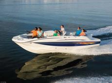 Bayliner 237 Deck Boat 2007 Boat specs