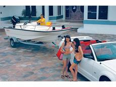 Boston Whaler 150 Sport 2007 Boat specs