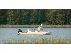 Crestliner CXJ 1870 CC 2007 Boat specs