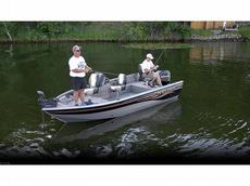 Crestliner Fish Hawk 1600 SC 2007 Boat specs