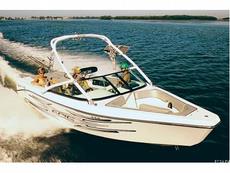Epic 23V 2007 Boat specs