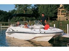 Hurricane Boats SunDeck 237 O/B 2007 Boat specs